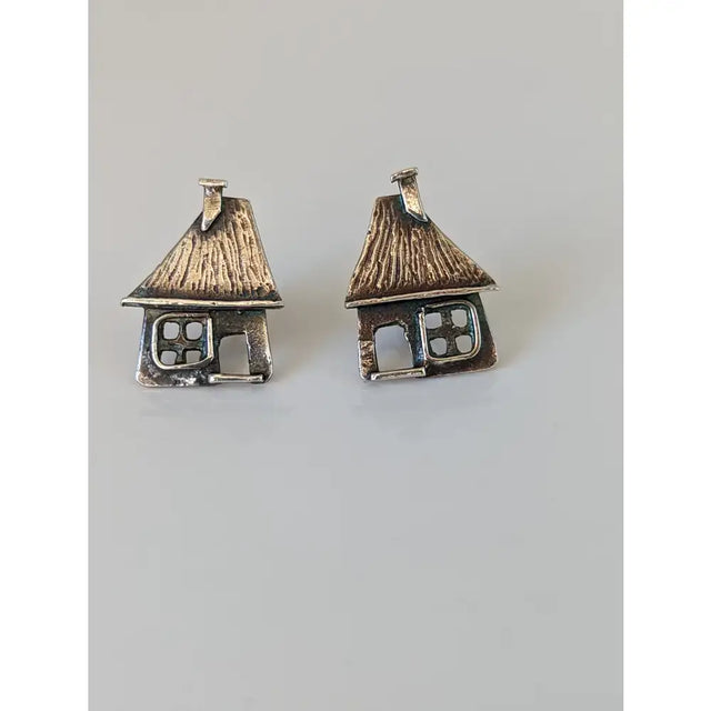 Silver steed house stud earrings with textured thatched roofs and detailed windows for horse lovers
