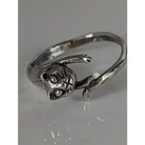 Silver steed jumping cat silver ring with detailed textured silver-toned design and raised eyes and whiskers