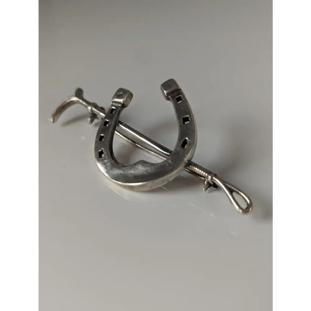 Silver Steed Large Horse Shoe & Cane Silver Brooch / Stock Tie Pin Brooches