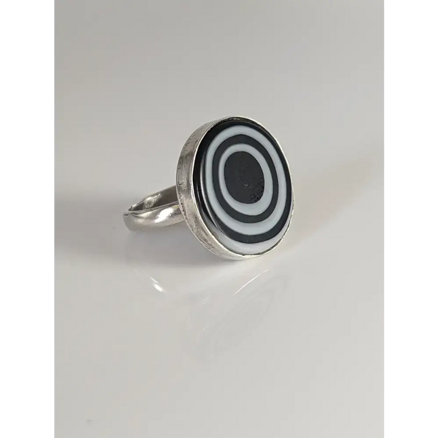 Silver Steed Large Unique Black and White Mass Silver Ring M Rings