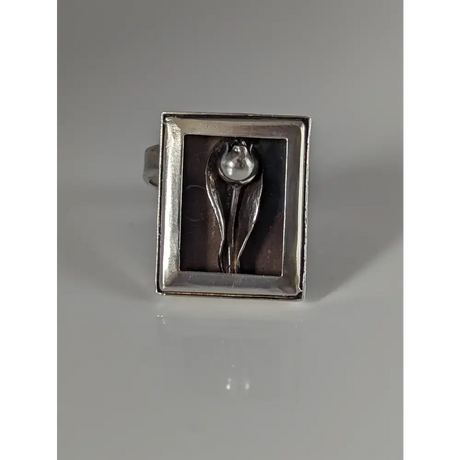 Silver Steed Large Unique Rose in a Frame Silver Ring Rings