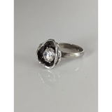 Silver Steed Large Zirconia in a Flower Silver Ring L Rings