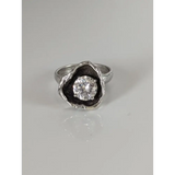 Silver Steed Large Zirconia in a Flower Silver Ring L Rings