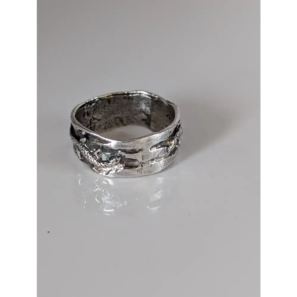 Silver Steed Lizard Band Q Rings