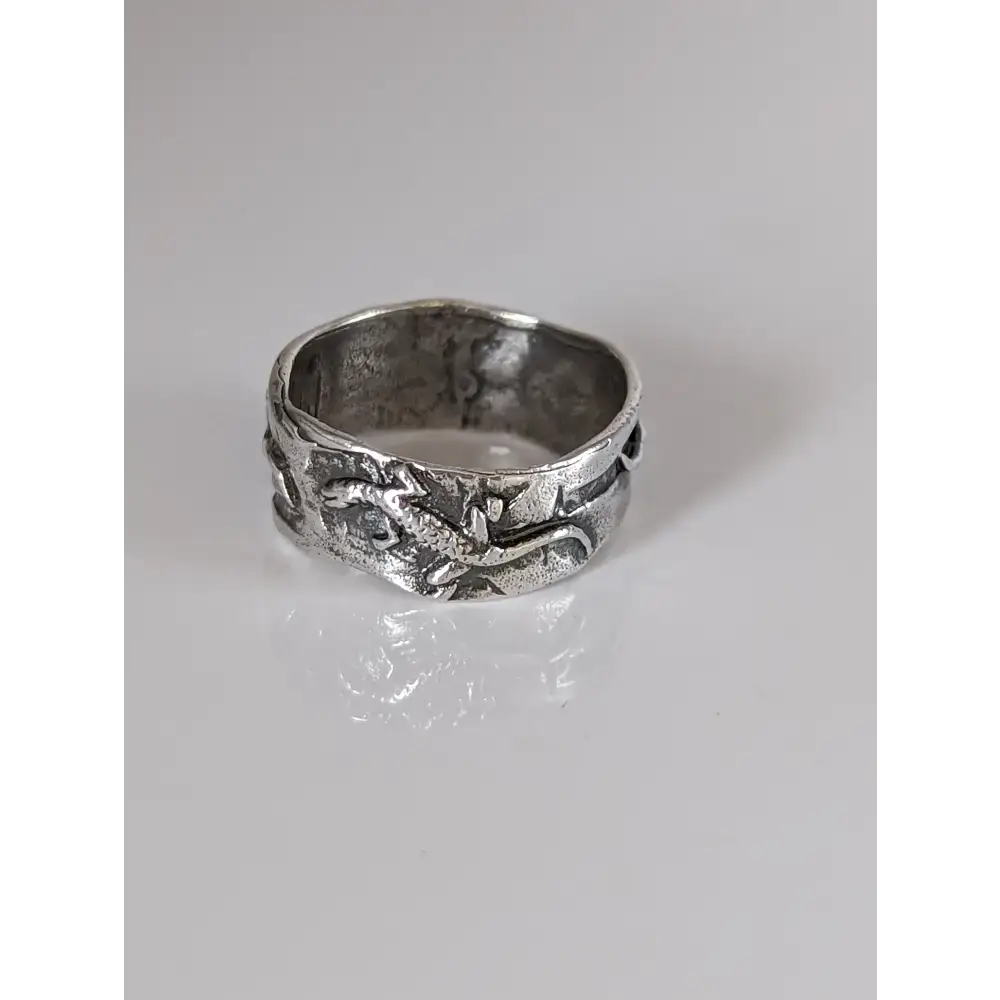 Silver Steed Lizard Band Q Rings