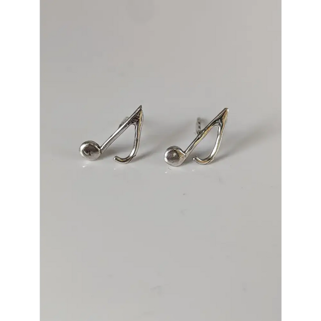 Silver Steed Notes Stud Earrings Earrings