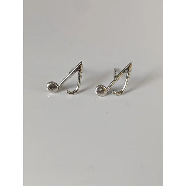 Silver steed notes stud earrings with polished finish made of sterling silver perfect for everyday wear