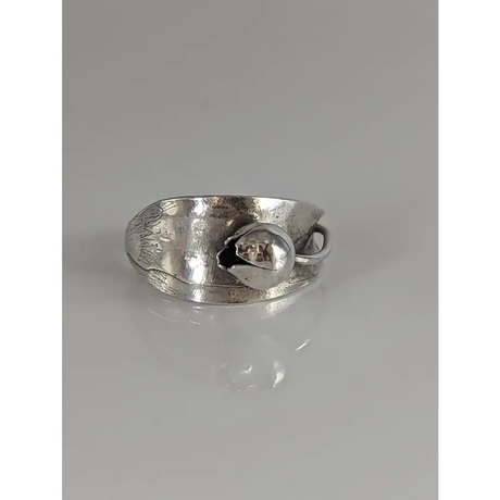 Silver Steed One Round Bud Ring G Rings