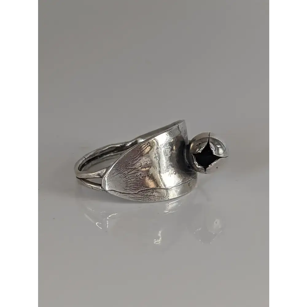 Silver Steed One Round Bud Ring G Rings