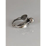Silver Steed One Round Bud Ring G Rings