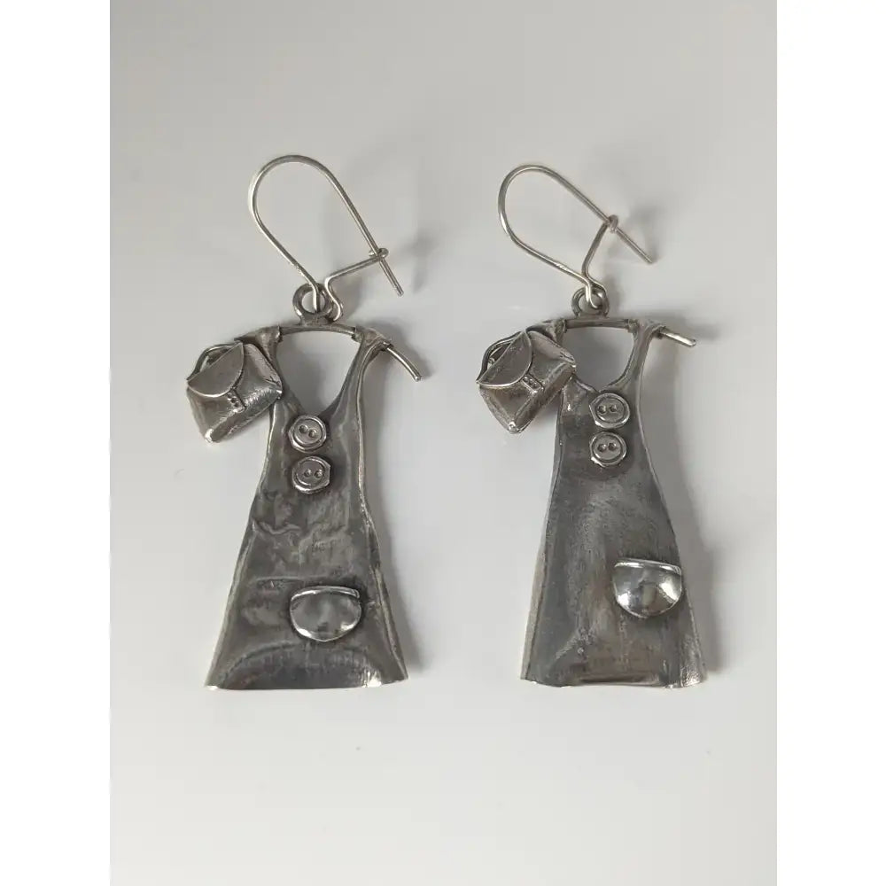 Silver steed outfit dropped earrings silver dangle apron shape with button details and a small bucket on shoulder