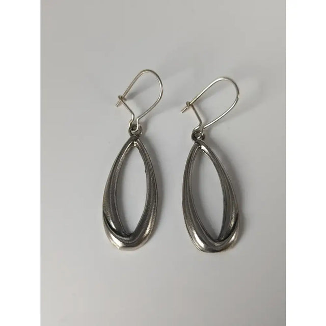 Silver steed oval rope dropped earrings featuring sterling silver teardrop shape with double-loop polished finish