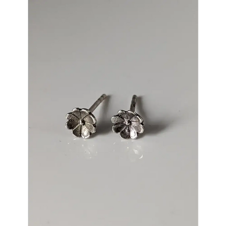 Silver Steed Pansy Stud Earrings Earrings