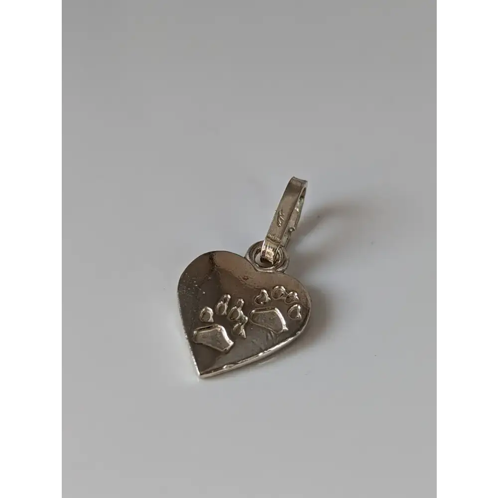 Silver Steed Paw Print on Heart Silver Pendant Pendant
