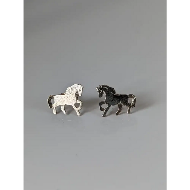 Silver Steed Running Horse Stud Earrings Earrings