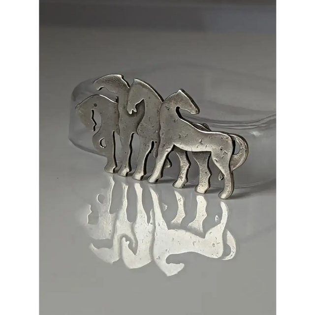 Silver Steed Signature Silver Herd Silver Brooch / Stock Tie Pin Brooches