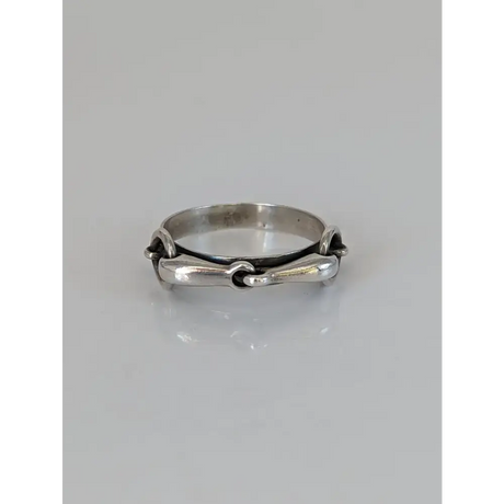 Silver Steed Snaffle on a Silver Band V Silver Rings