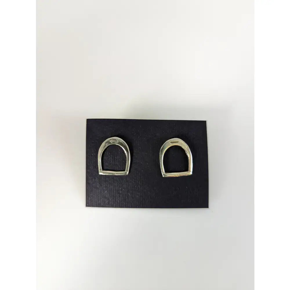 Silver steed stirrup sterling silver horsebit shaped stirrup stud earrings perfect for everyday wear