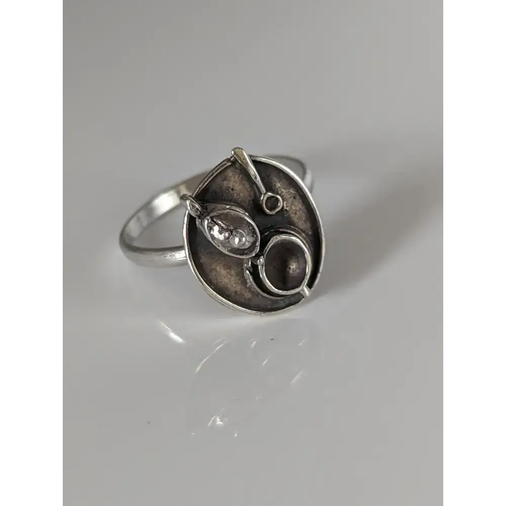 Silver Steed Tea Tray Silver Ring P Rings