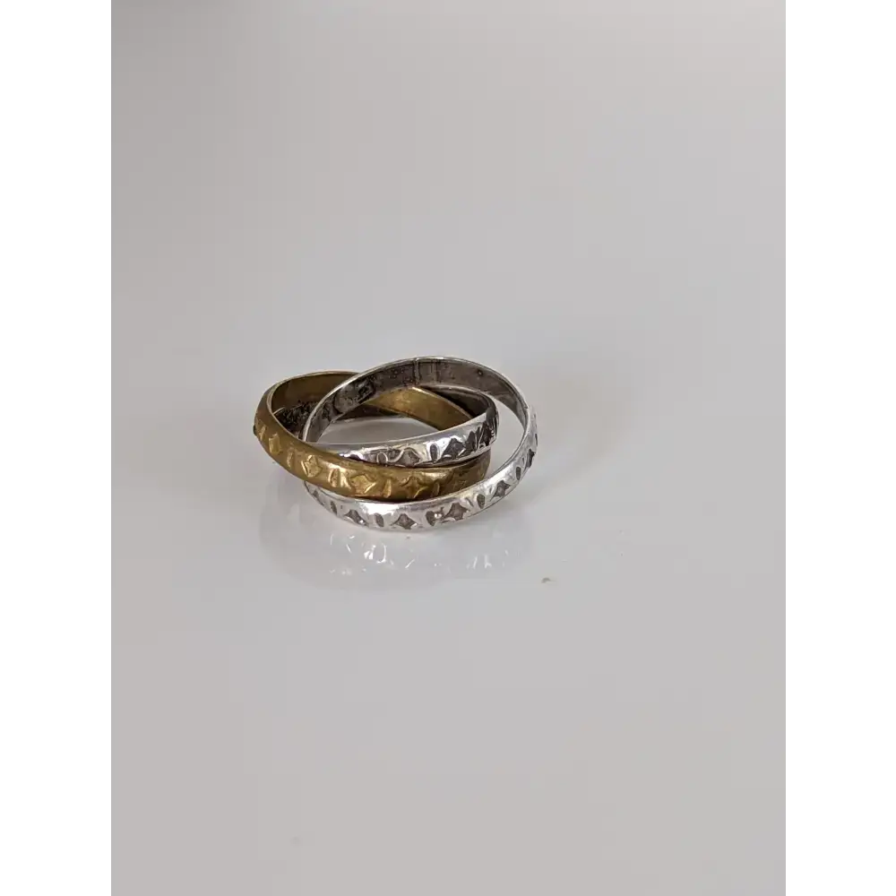 Silver Steed Two Tone Three Interlinking Bands F Rings