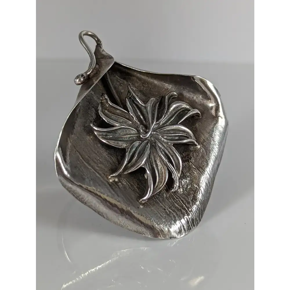 Silver Steed Unique, Extravagant Leaf Rings with motive Flower Rings
