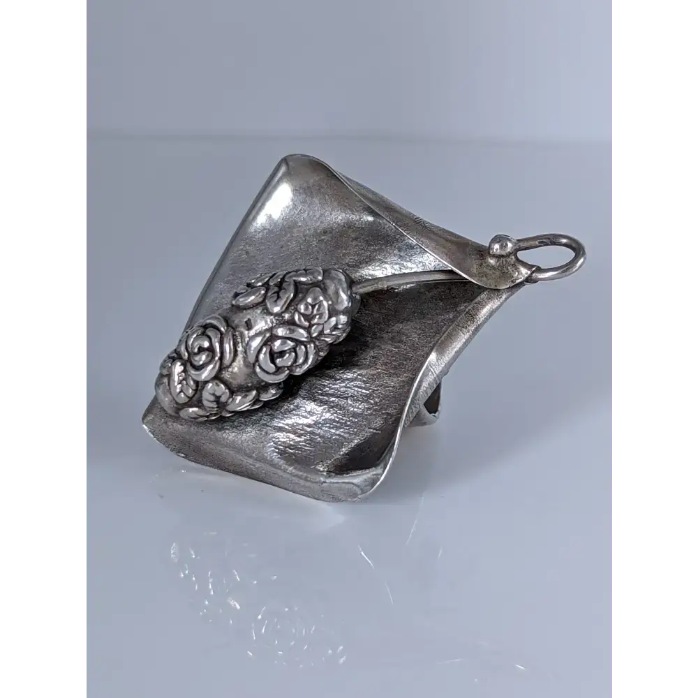 Silver Steed Unique, Extravagant Leaf Rings with motive Roses Rings