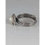 Silver Steed Wired Ring with Pearl M Rings