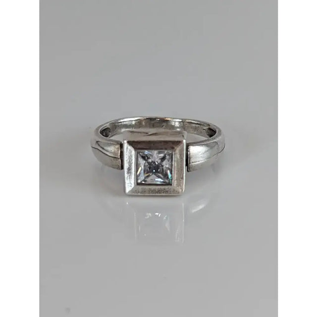 Silver steed zirconia silver ring featuring a square zirconia stone set in a sleek modern angular band