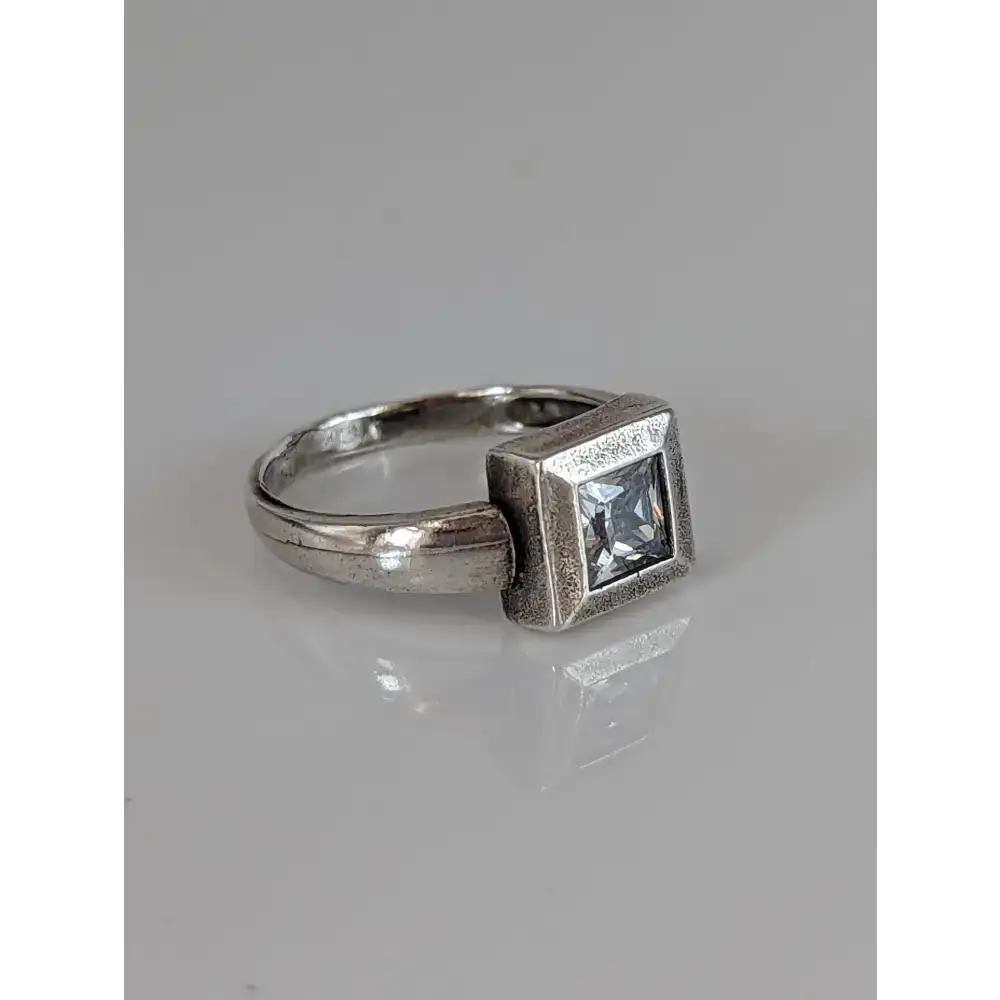 Silver Steed Silver Zirconia Square Ring G Rings
