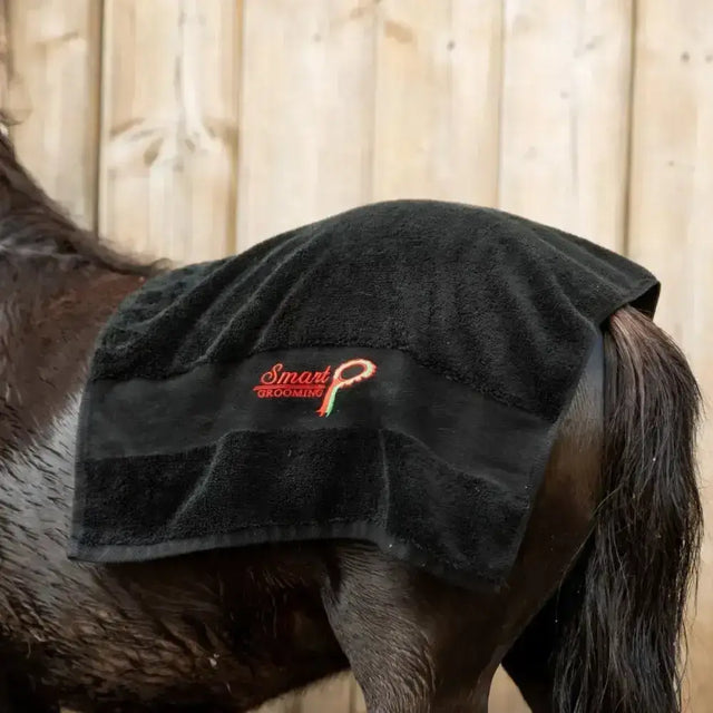 Black plush smart grooming dry cotton 550gm towel super absorbent with red orange embroidered logo for horse grooming
