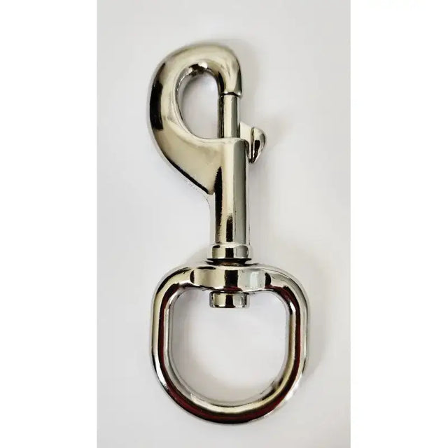 Shiny chrome nickel plated clips with sturdy d-ring and metal spring loaded trigger for horse rug clips and leads