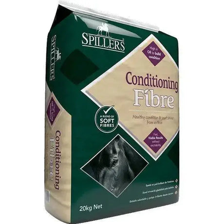 Green and beige spillers conditioning fibre bag with diamond label highlighting high oil fibre blend for healthy horse condition