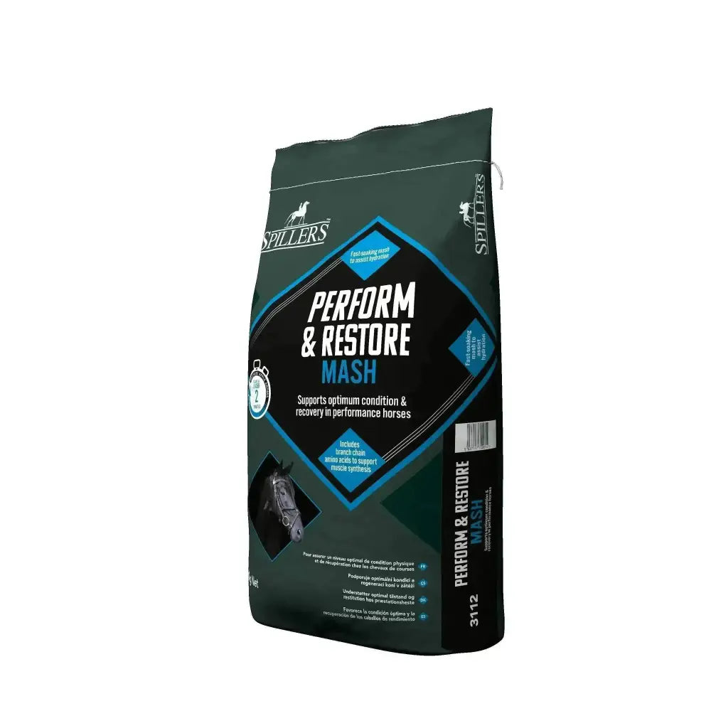 Dark green bag of spillers performance and restore mash horse feed with fast soaking fibre to support digestive health