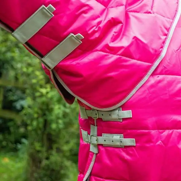 Bright pink swish 100g stable rug with detachable neck soft nylon lining gray buckles and trim storage bag included