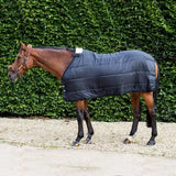 Black quilted 300g horse rug liner with reinforced stitching and adjustable straps for stable rugs use