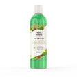 Green plastic bottle of wahl aloe soothe shampoo 500ml with perfectly balanced formula for animal care