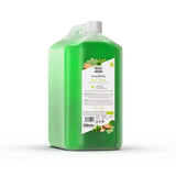 Green plastic 5 litre wahl tea tree shampoo bottle with perfectly balanced formula for refreshing hair care