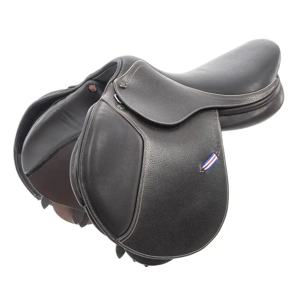 Black leather whitaker jws064 junior pro saddle with textured finish and subtle stitching details