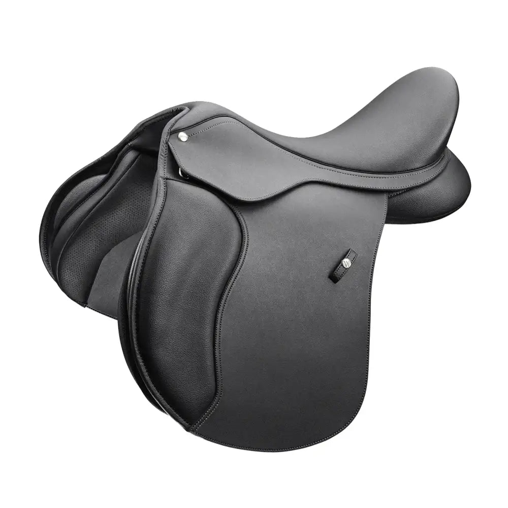 Black leather wintec saddle with smooth contoured design super soft panels and stirrup keeper for all purpose riding