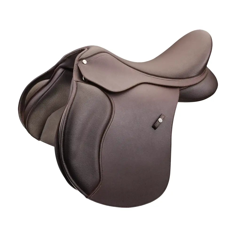 Brown leather wintec saddle with super-soft panels stirrup keeper and smooth stitched ergonomic design