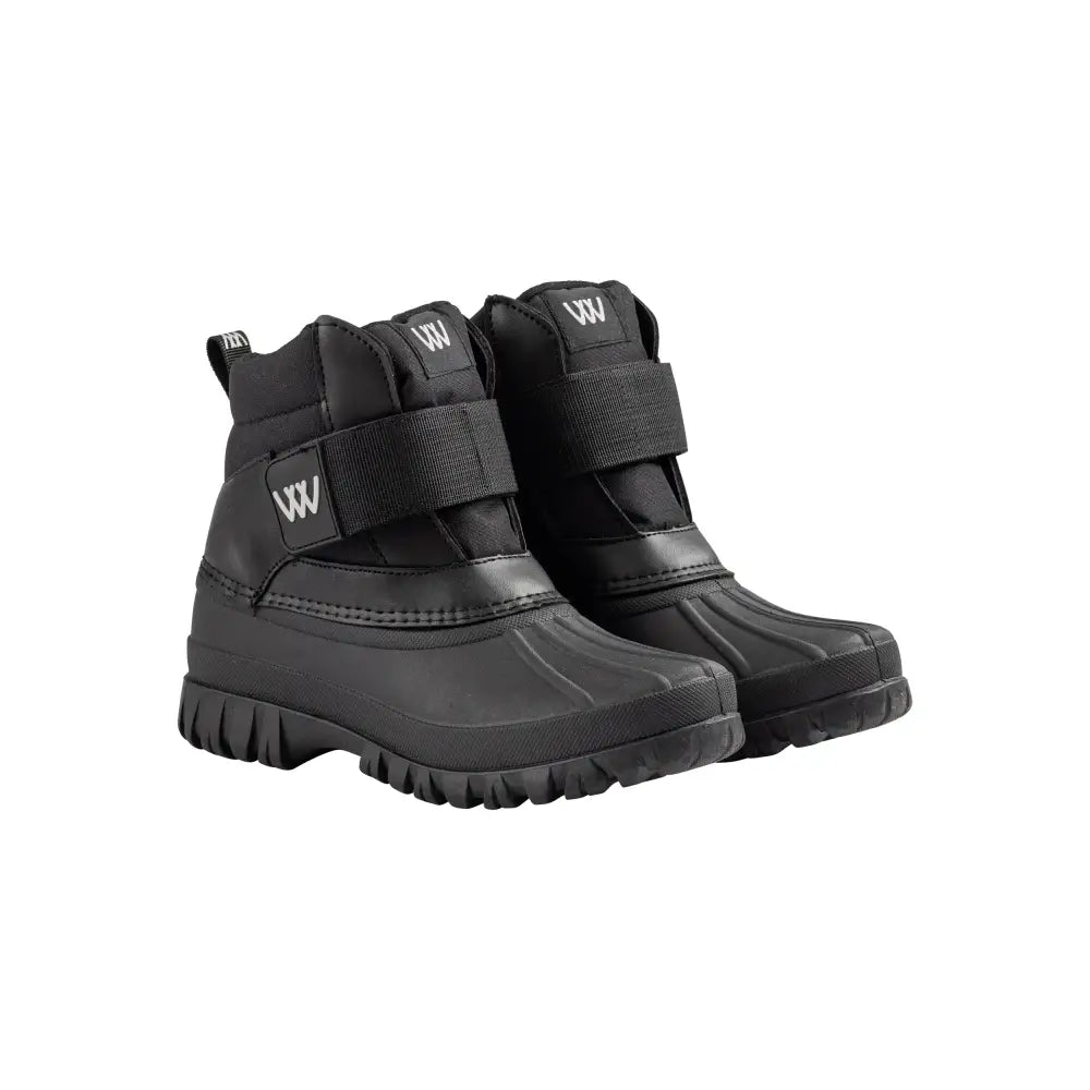 Black waterproof woof wear new short yard boot with velcro straps durable tpr galosh and chunky tread sole